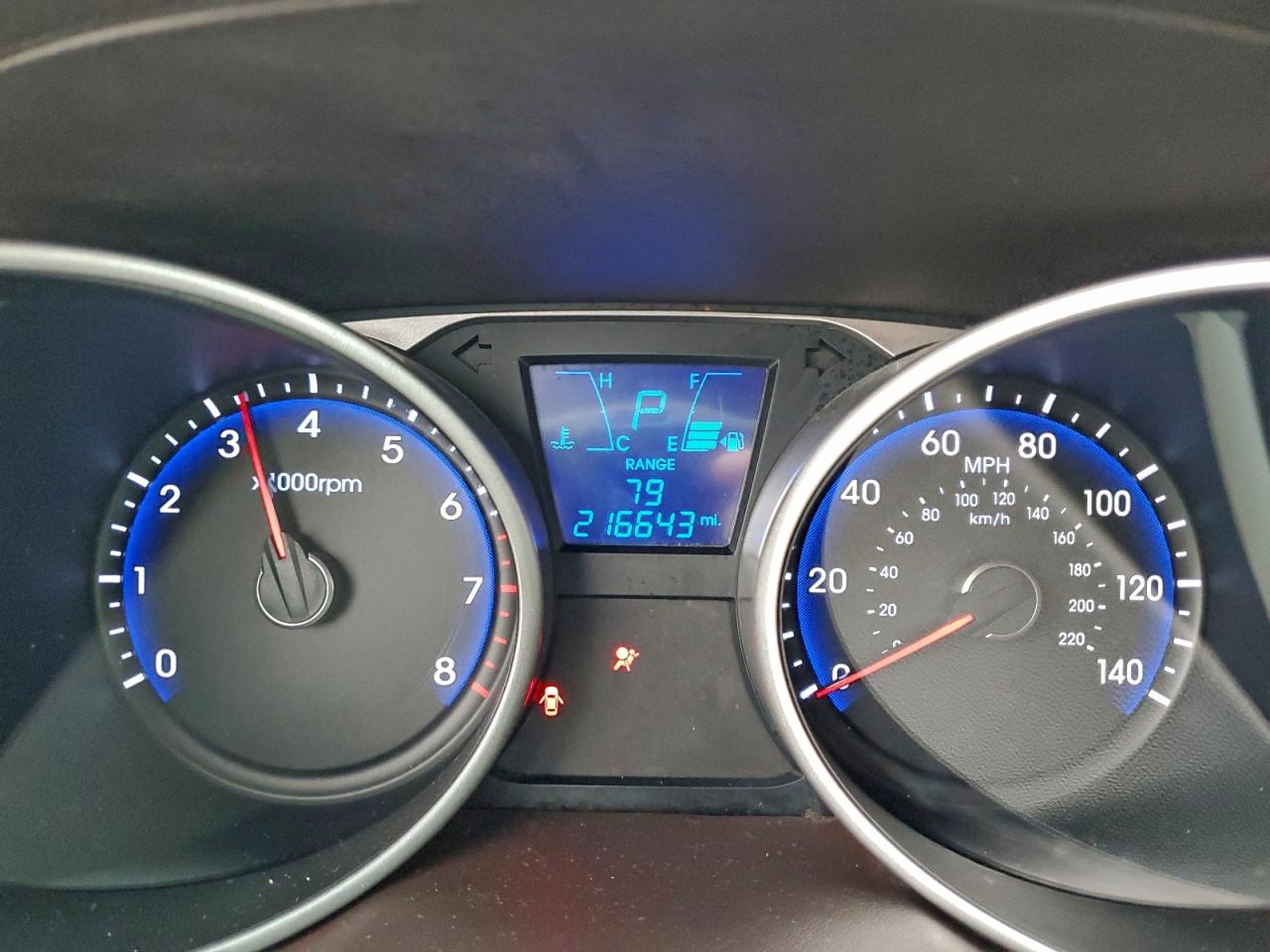 Hyundai TUCSON Gls Image 4