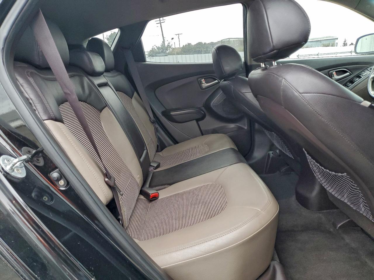 Hyundai TUCSON Gls Image 10