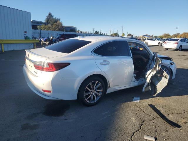 Lexus Es 300h Image 5