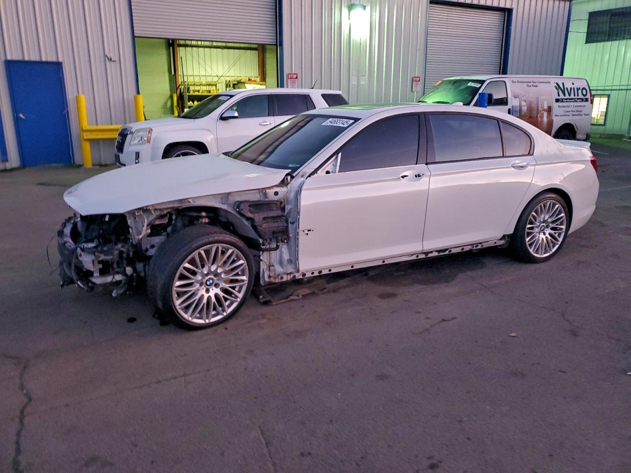 BMW 7 Series Image 1