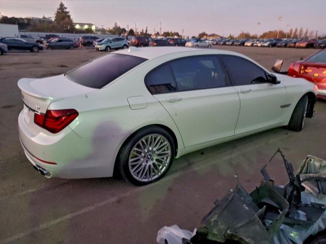 BMW 7 Series Image 2