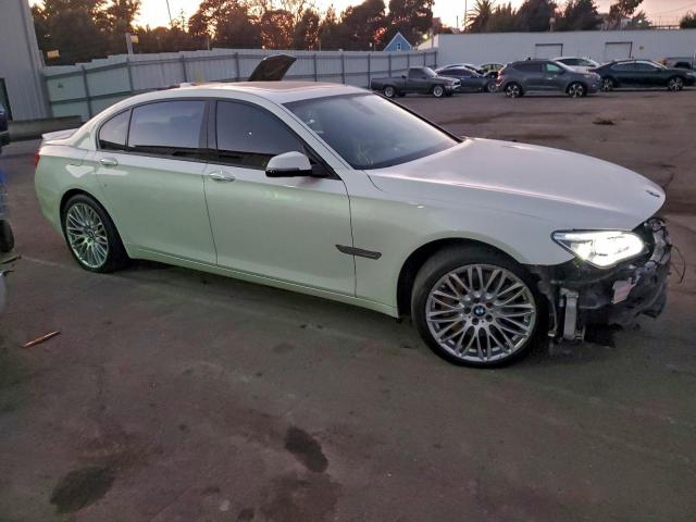 BMW 7 Series Image 4