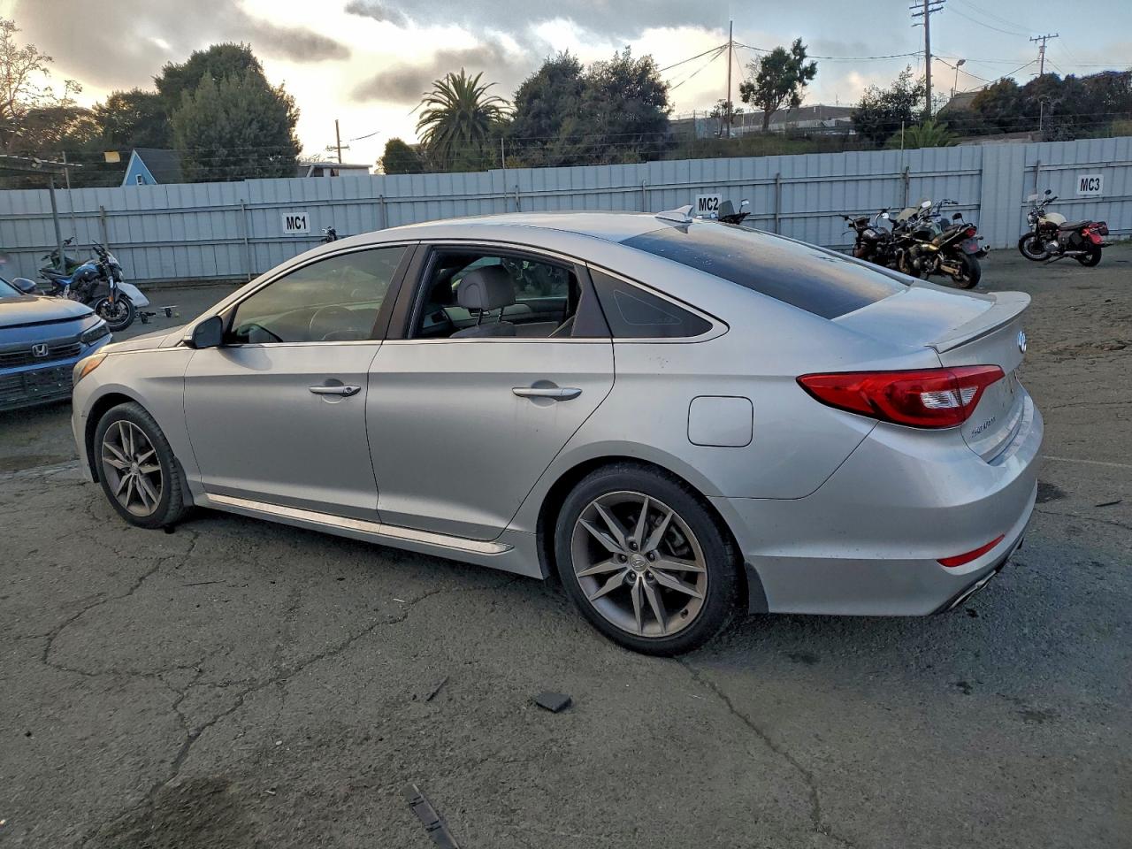 Hyundai SONATA Sport Image 7