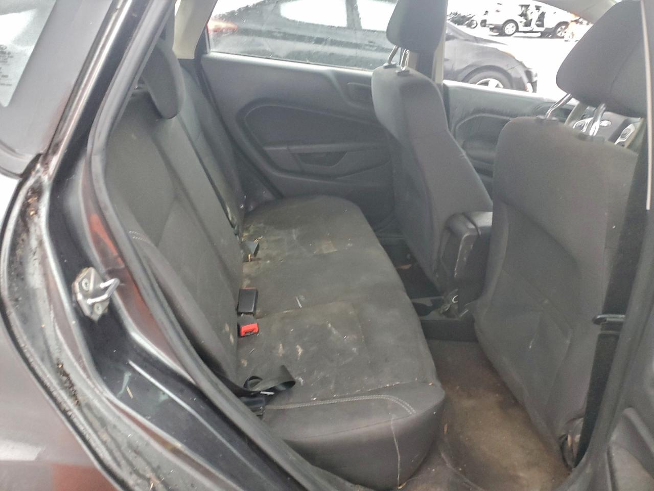 Ford Fiesta Se Image 9