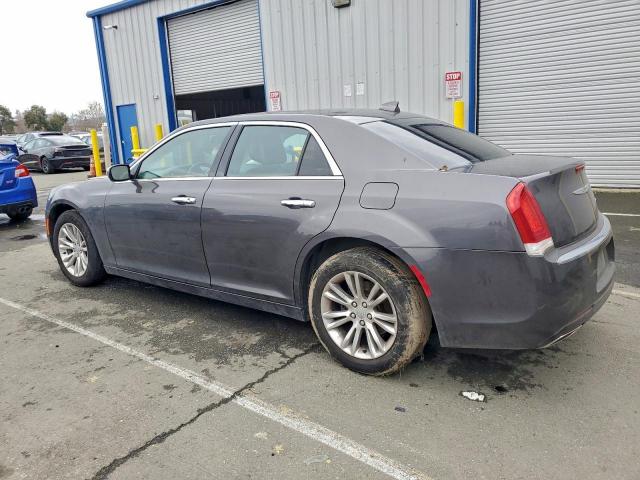 Chrysler 300 Image 9
