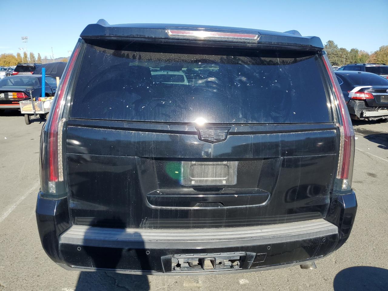 Cadillac Escalade Premium Image 4