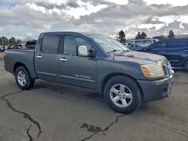 Nissan Titan Xe Image 7