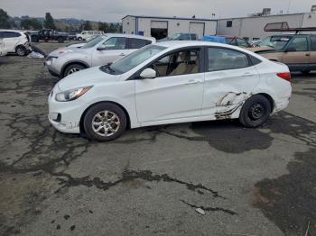  Salvage Hyundai ACCENT