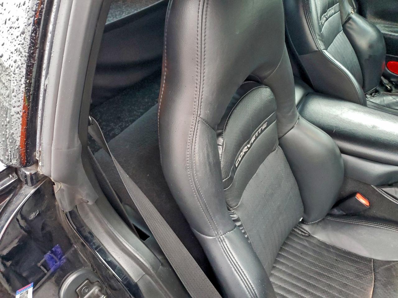 Chevrolet Corvette Image 8