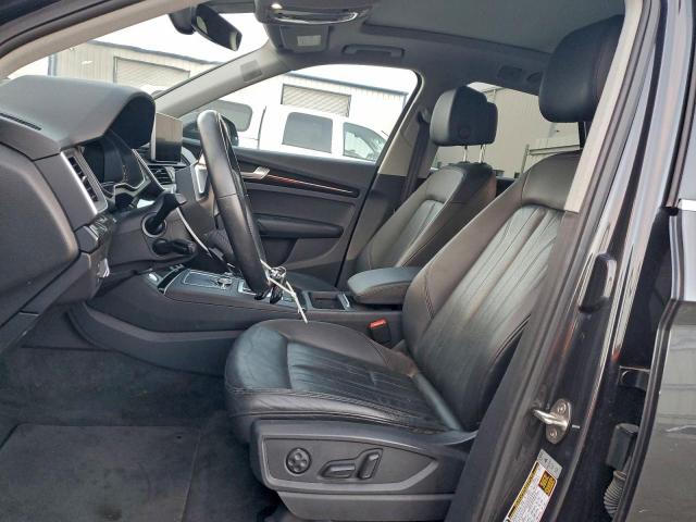 Audi Q5 Premium Plus Image 13