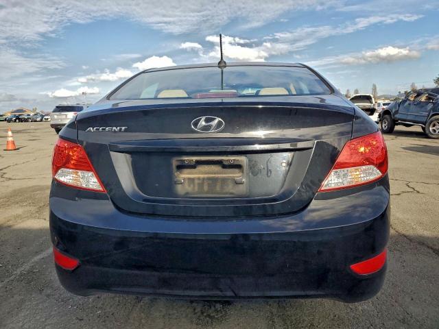Hyundai ACCENT Gls Image 10