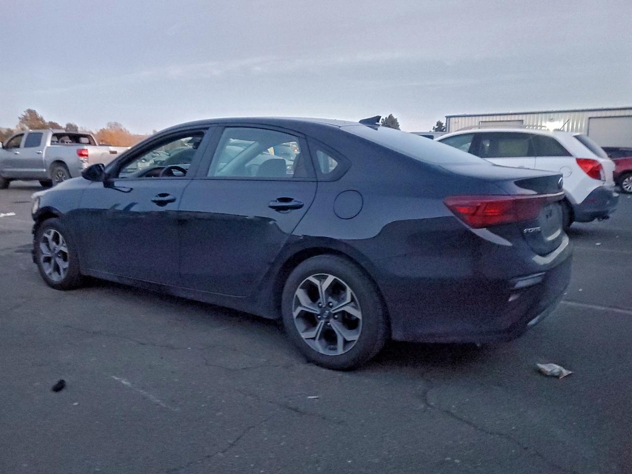 Kia Forte Fe Image 4