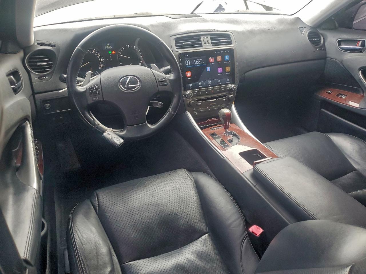 Lexus Is 350 Image 3