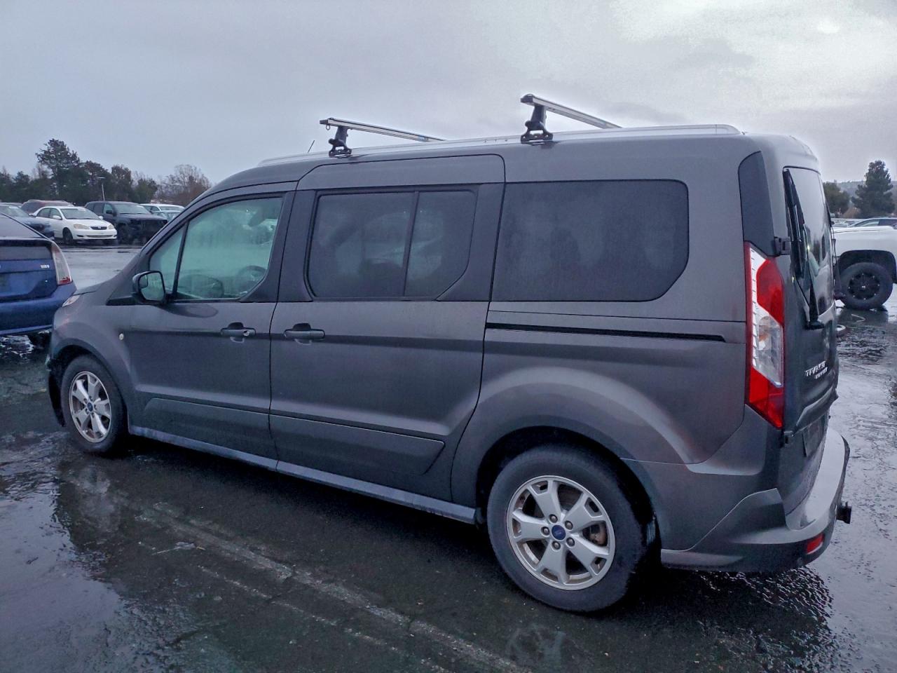 Ford Transit Xlt Image 4