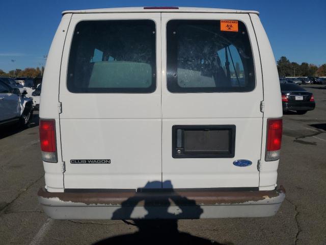 Ford Econoline E350 Super Duty Image 13