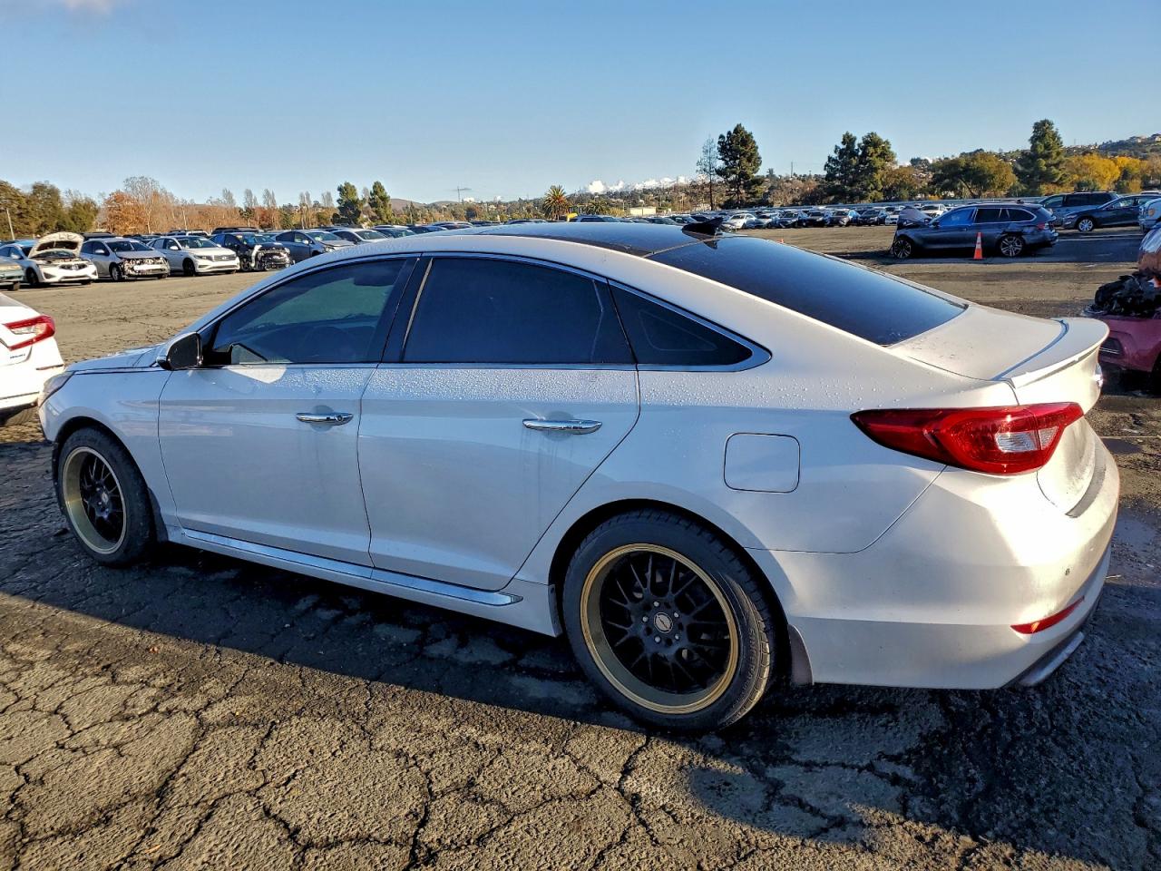 Hyundai SONATA Sport Image 8