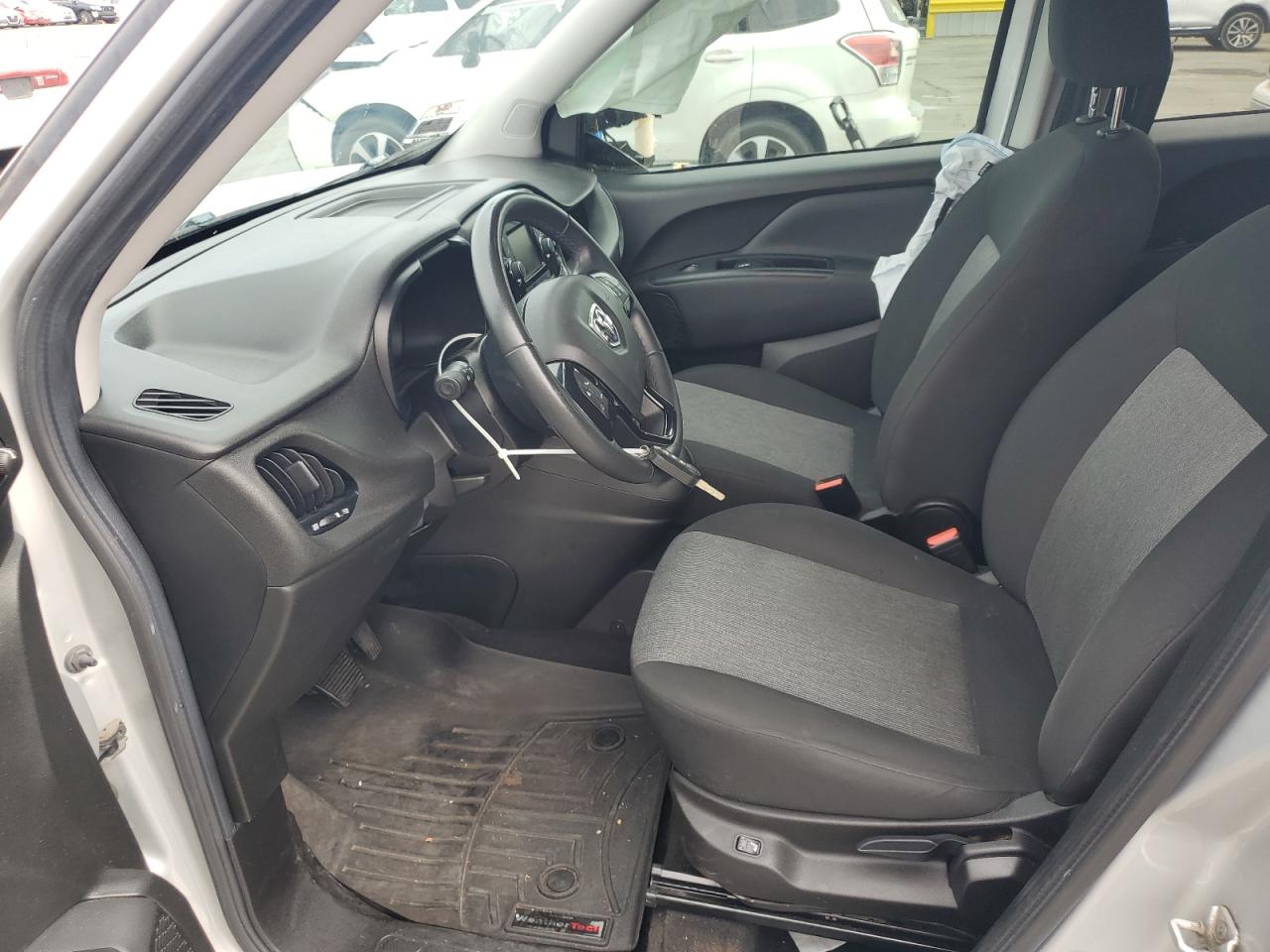 Ram Promaster Slt Image 4