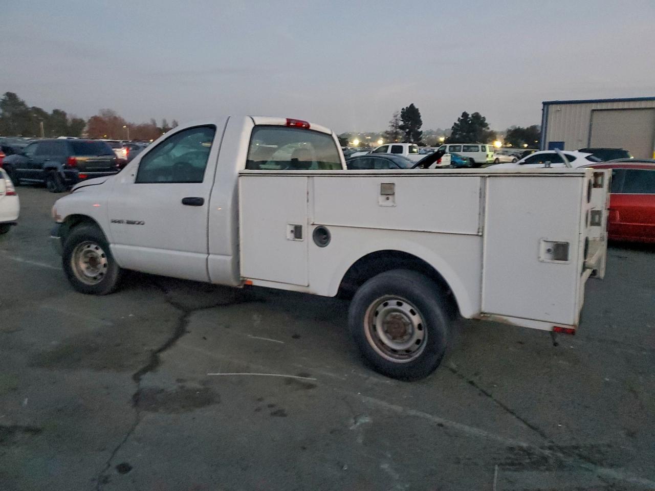 Dodge Ram 2500 St Image 9