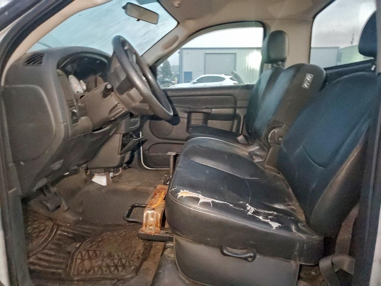 Dodge Ram 2500 St Image 3