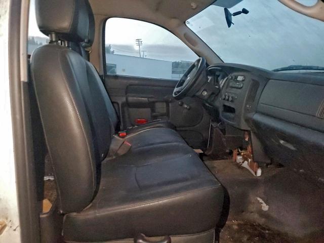 Dodge Ram 2500 St Image 8