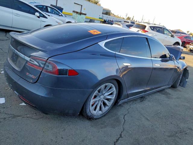 Tesla Model S Image 13