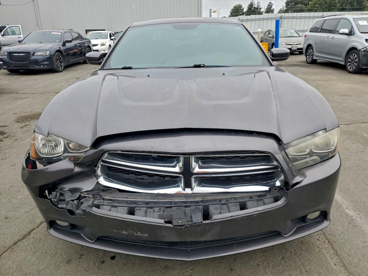 Dodge Charger Sxt Image 8