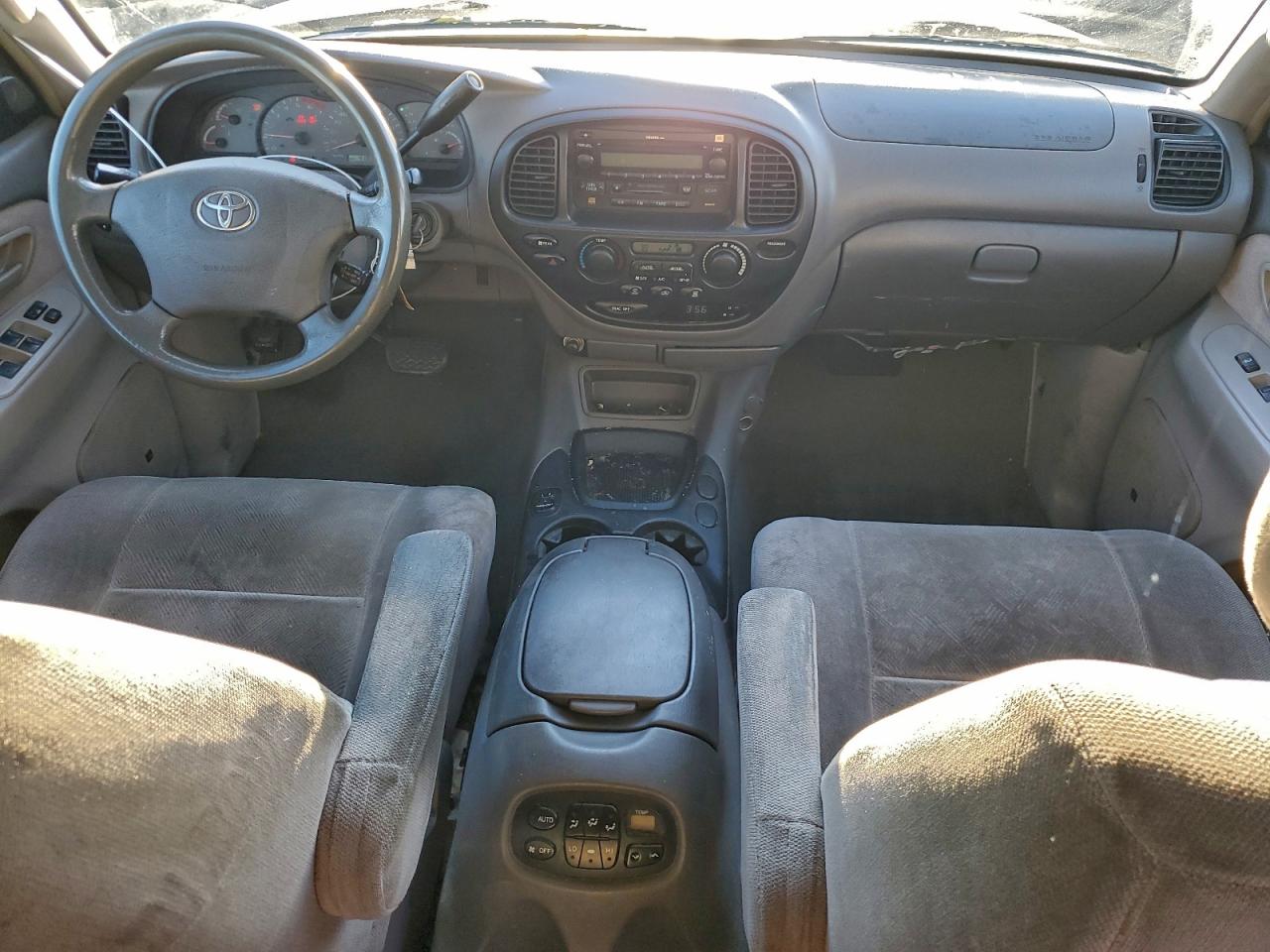 Toyota Sequoia Sr5 Image 5