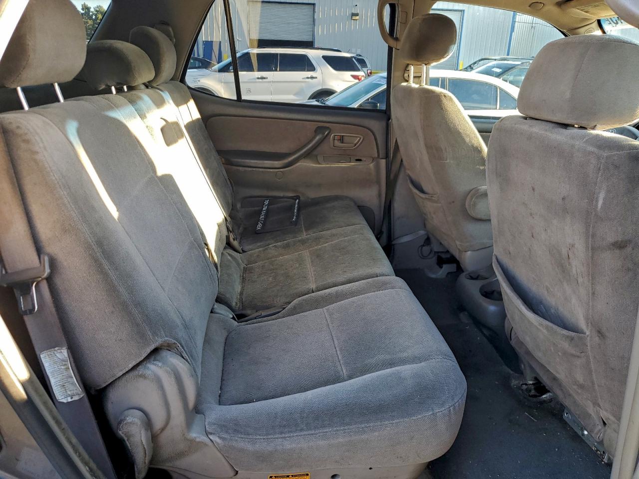 Toyota Sequoia Sr5 Image 9