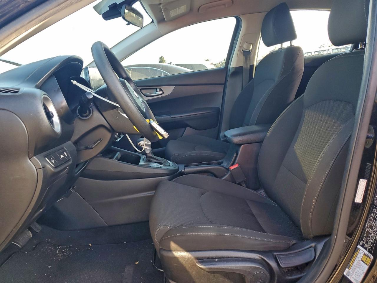 Kia Forte Fe Image 6