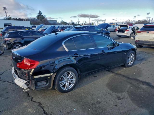 INFINITI Q40 Image 3