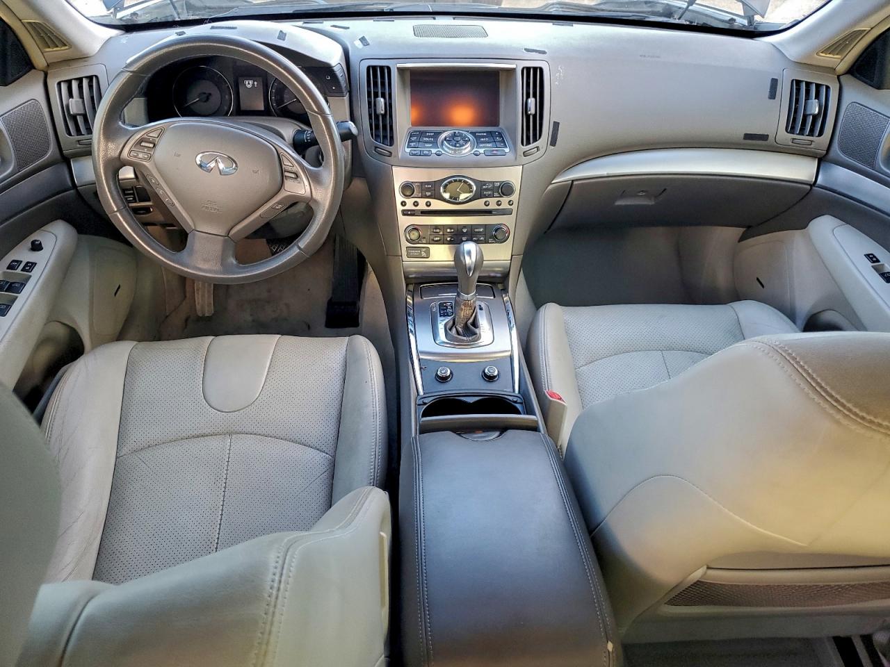 INFINITI Q40 Image 7