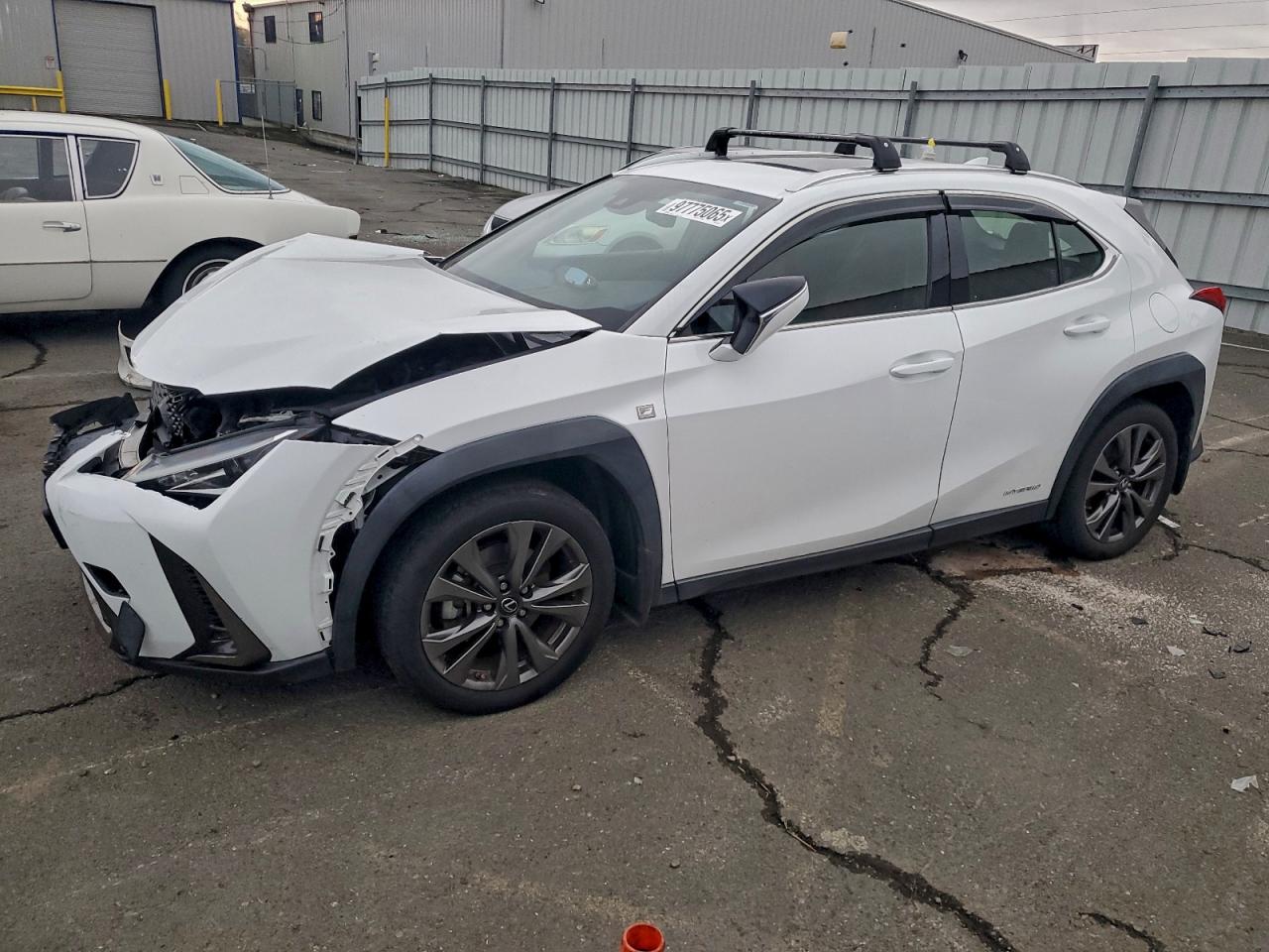 Lexus Ux 250h Image 1