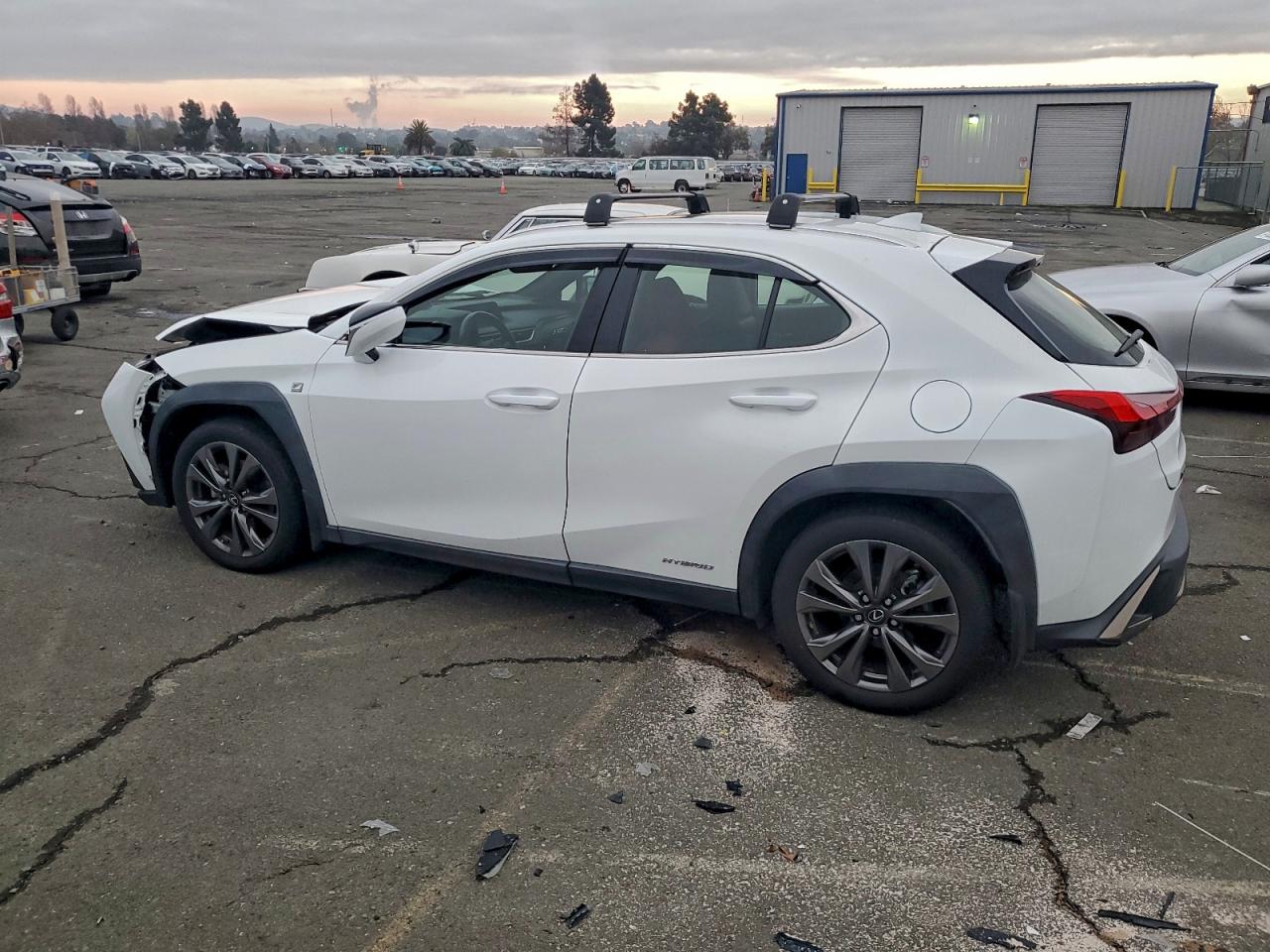 Lexus Ux 250h Image 4